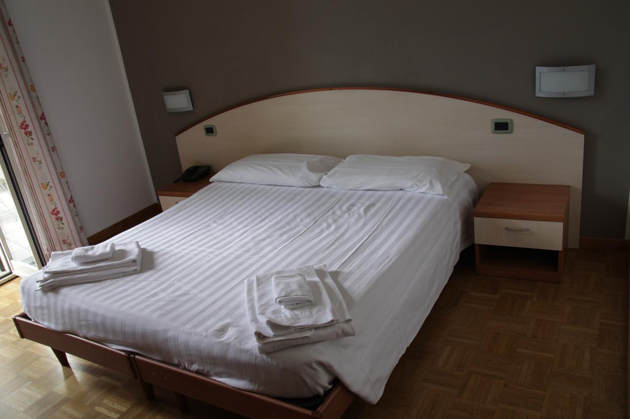 Albergo Da Benedetta Vetralla Eksteriør billede