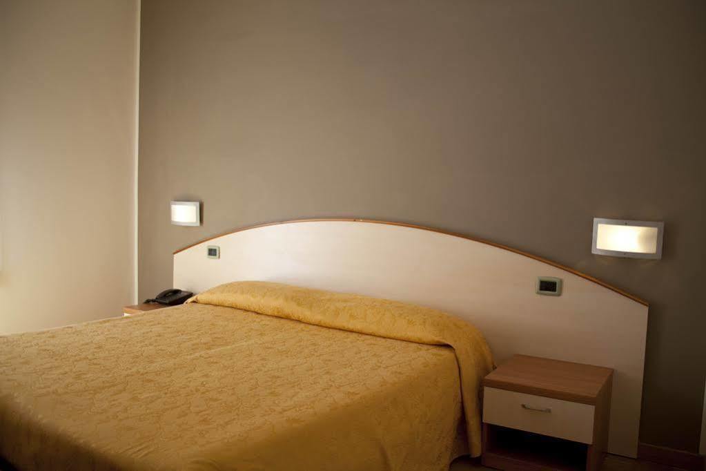 Albergo Da Benedetta Vetralla Eksteriør billede
