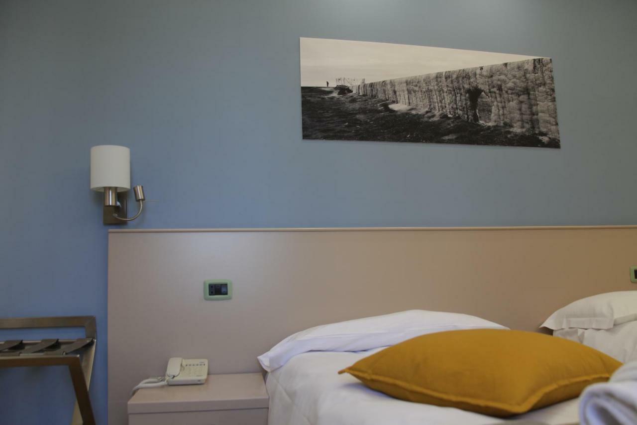 Albergo Da Benedetta Vetralla Eksteriør billede